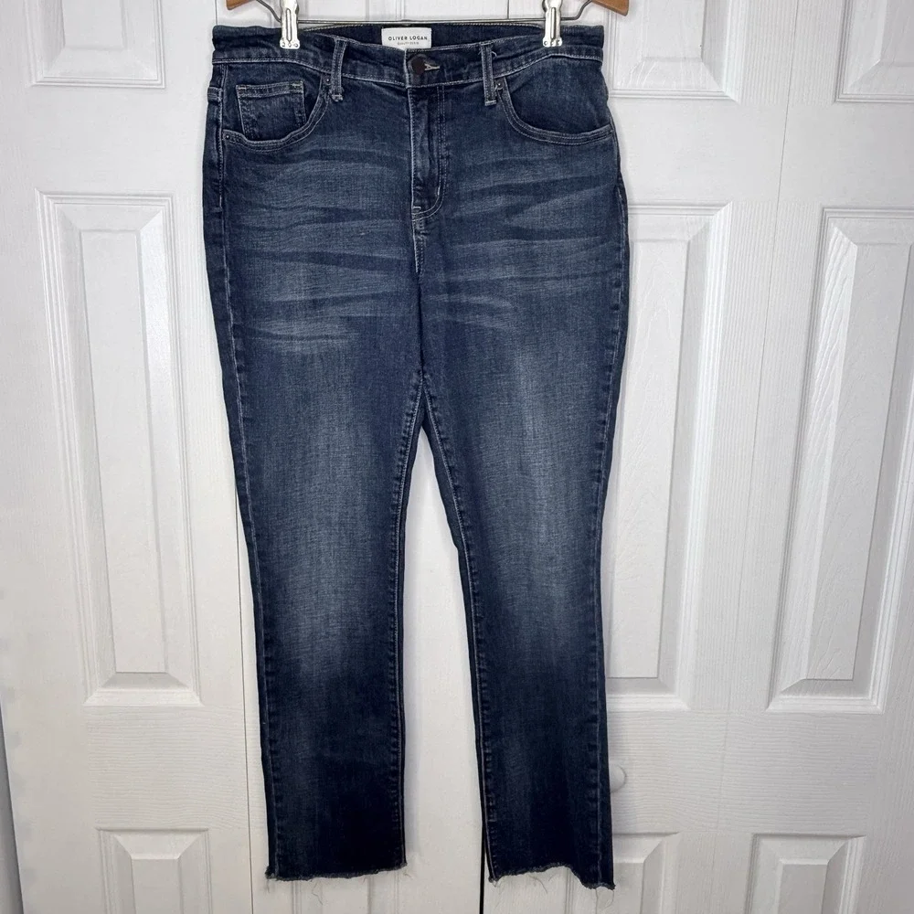 Oliver Logan Women's High-Rise Straight Jeans Raw Hem Medium Wash | Size 27